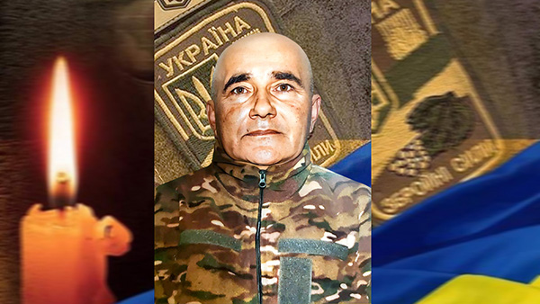 Мріяв жити у мирній Україні