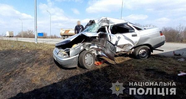 На Лубенщині поліція встановлює обставини дорожньо-транспортної пригоди, в якій загинув чоловік