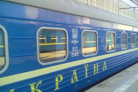 Укрзалізниця прискорює поїзди до Бердянська