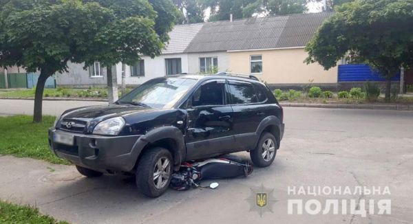 Поліція встановлює обставини ДТП у Лубнах, в якій травмувався мотоцикліст