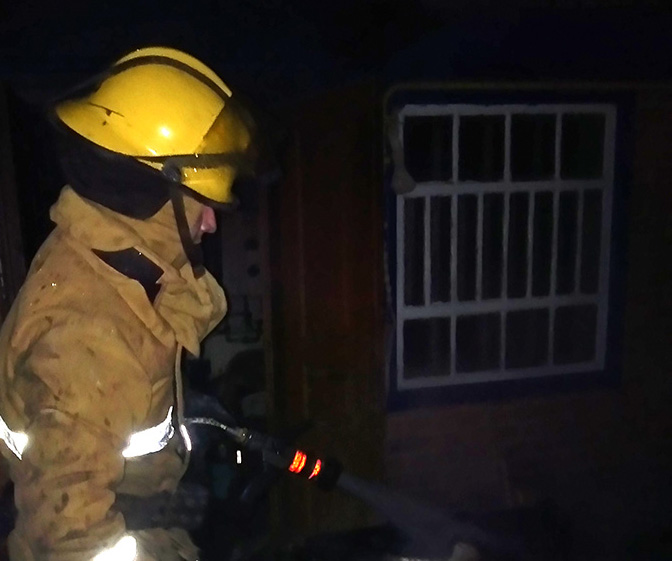 В Лубнах вогнеборці загасили пожежу в приватному житловому будинку