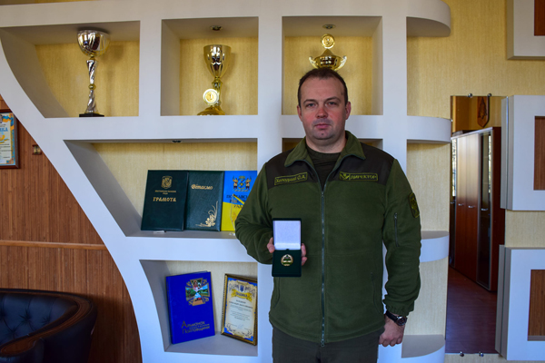 Директора Полтавського лісгоспу нагородили нагрудним знаком