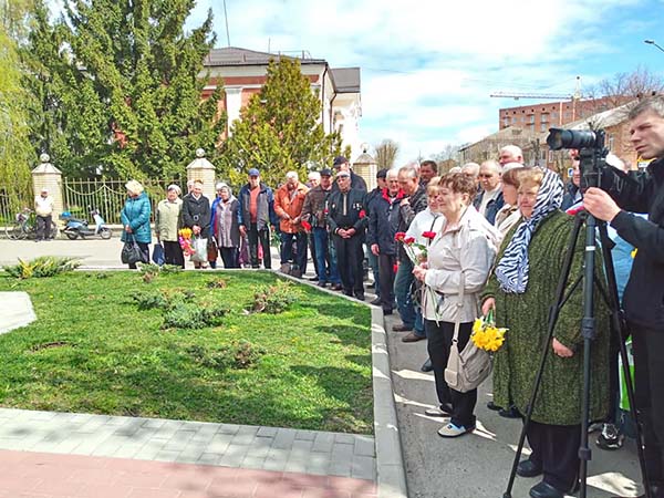 Лубенці вшанували жертв на Чорнобильській АЕС