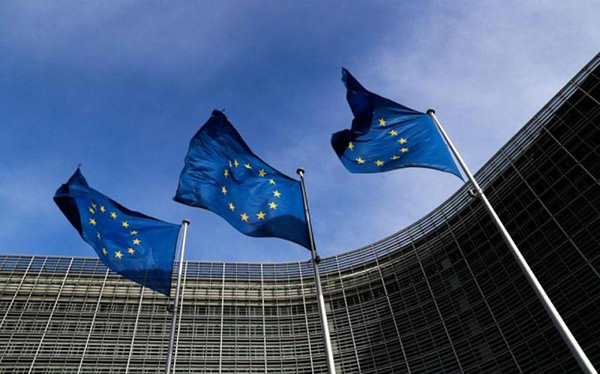 Європарламент підтримав надання Україні статусу кандидата на вступ в ЄС