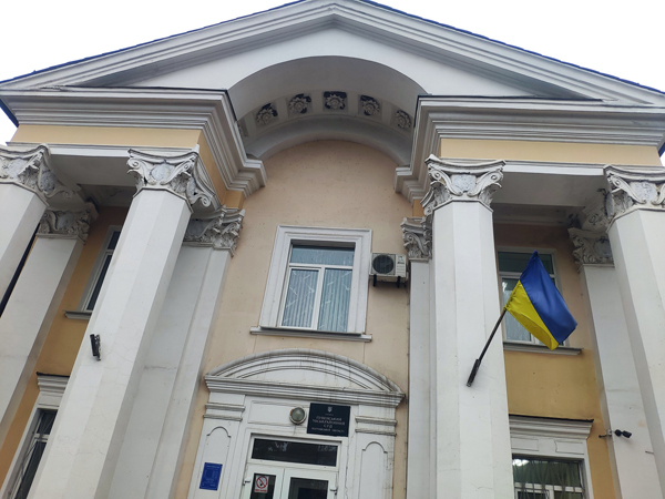 Лубенський суд виконав закон України