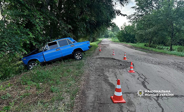 На Полтавщині поліція встановлює обставини ДТП, в якій травмовано троє людей