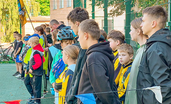 33 556852323 24737784645856127 6419383621913182456 n