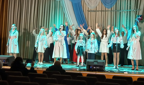 Концерт-рапорт учнів викладачів вокально-хорового відділу по класу сольного співу 