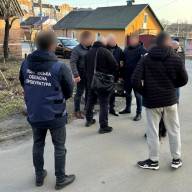 У Лубнах повідомлено про підозру лікарю за одержання тисячі доларів неправомірної вигоди