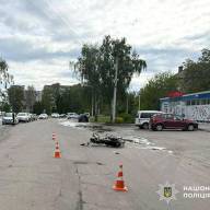 Поліція Полтавщини встановлює обставини ДТП, в якій травмований мотоцикліст 