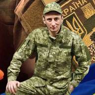 У березні 2022 року добровольцем став до лав Збройних Сил України