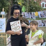 Читання з пухнастими друзями: лубенські діти вчаться сміливості й радості