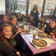 Від відьом до шеф-кухарів: як 5-А Halloween святкував