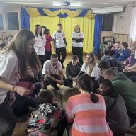 І свято, і смаколики