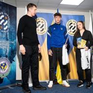 Здобутки старшої сестри 